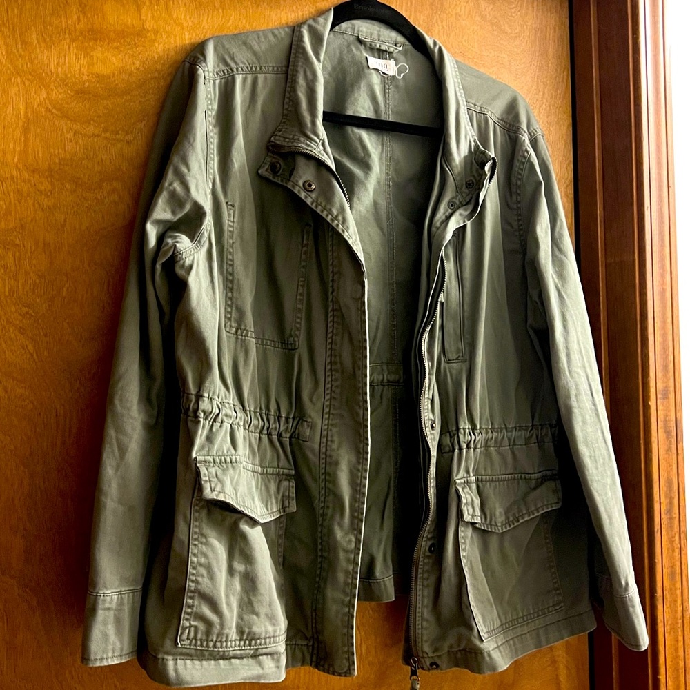 ANA XL camo green jacket